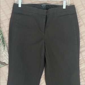 Worth New York Straight Leg 97% Cotton Pants. Very well made. 35” length. Size 6